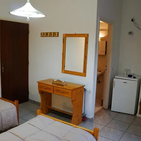 Guest house Elatos Loutra Ipatis
