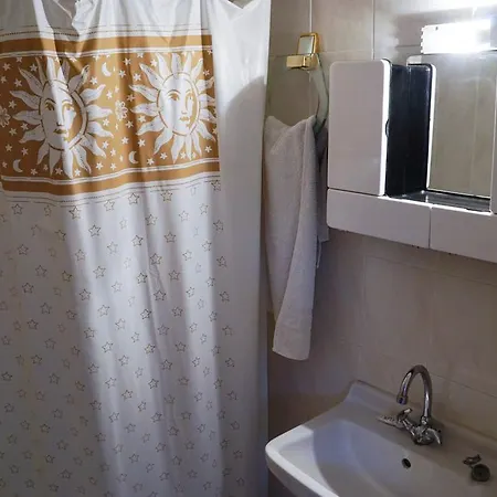 Elatos Guest house *